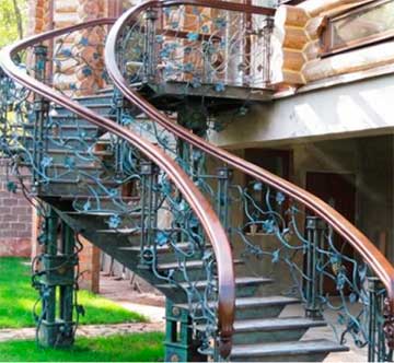 ЛЕСТНИЦА. НЕЗАМЕНИМЫЙ ЭЛЕМЕНТ ЧАСТНОГО ДОМА